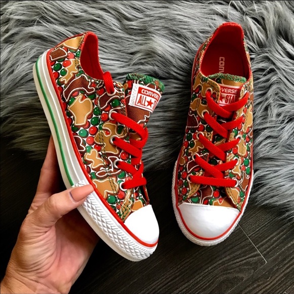 Converse Shoes - NWOB ❣️CONVERSE ALL STAR LOW WOMENS SIZE 6